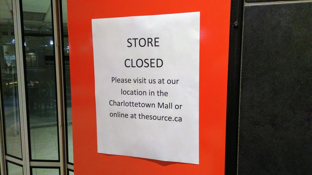 Photo of closed sign for The Source,  in Confederation Court Mall