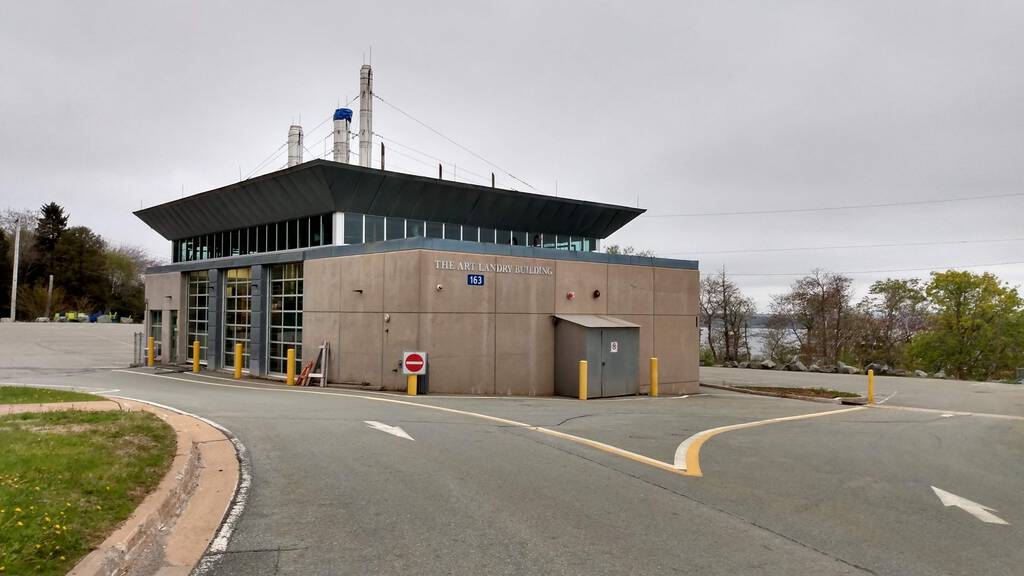 Photo of the Art Landry Building at Mount Saint Vincent University