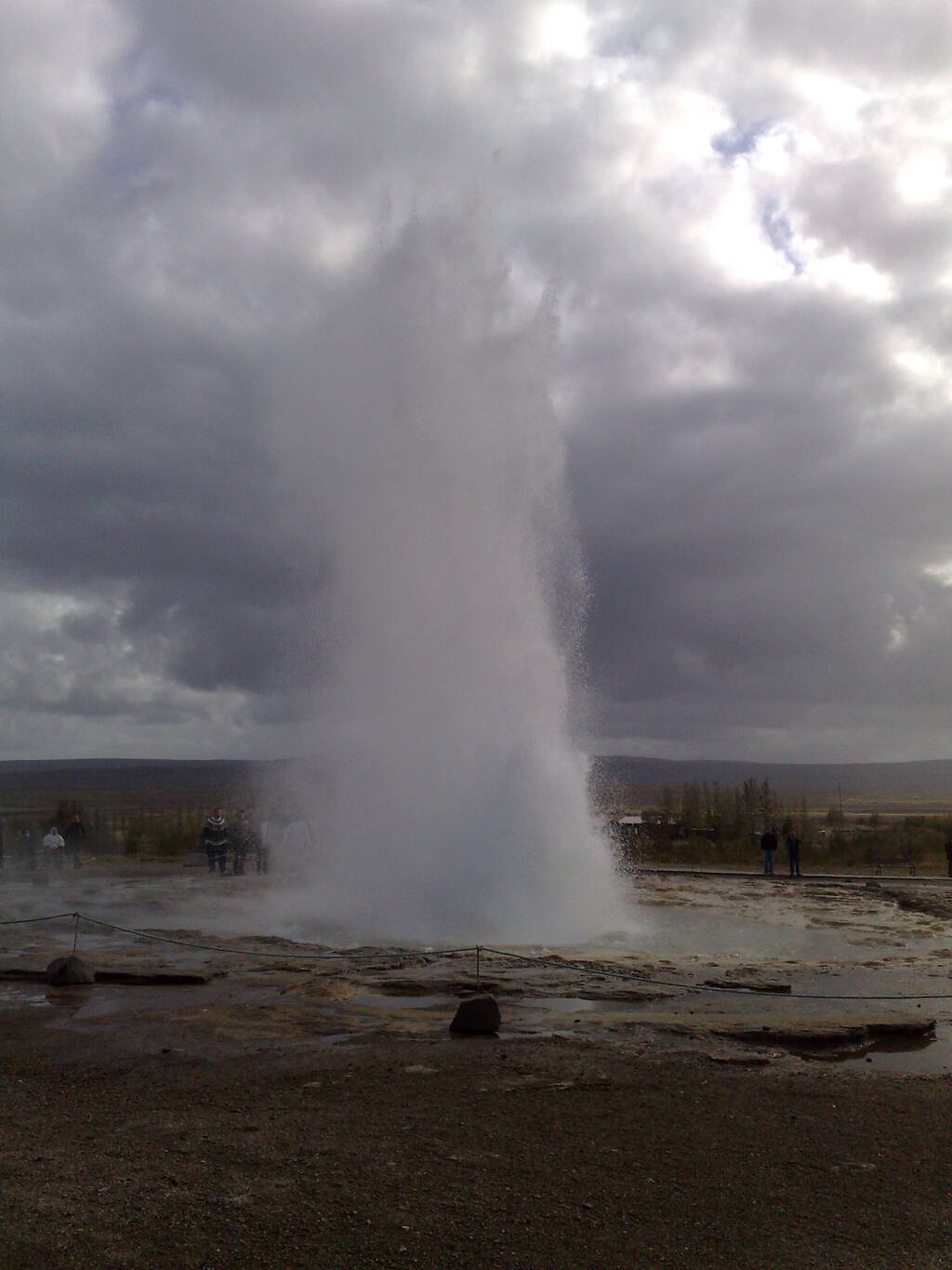 Strokkur Blows