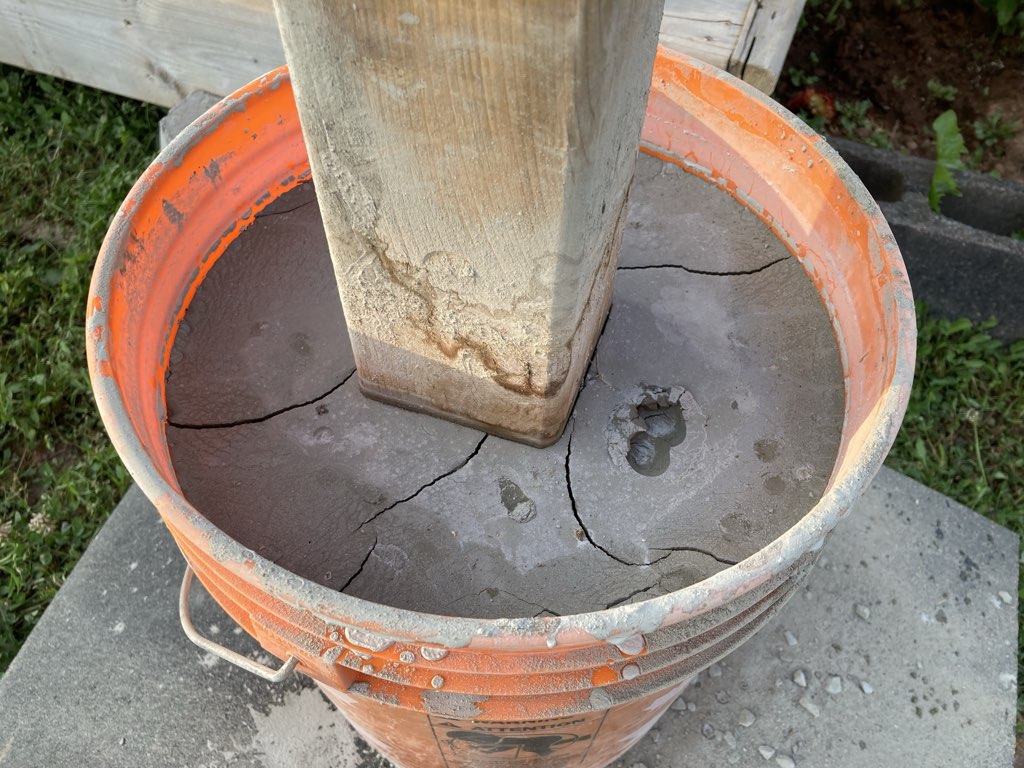 Dry concrete in a bucket.