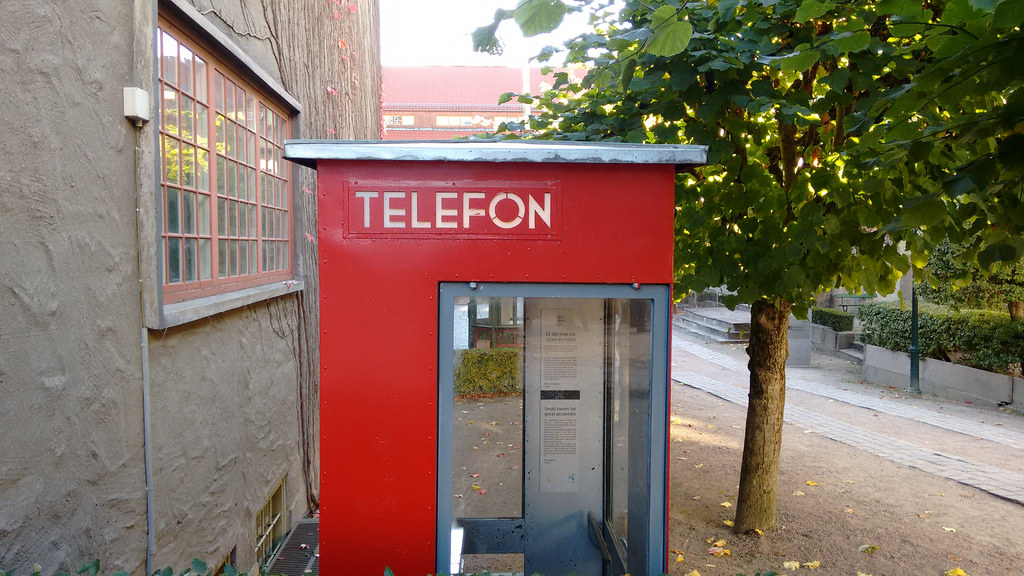 TELEFON