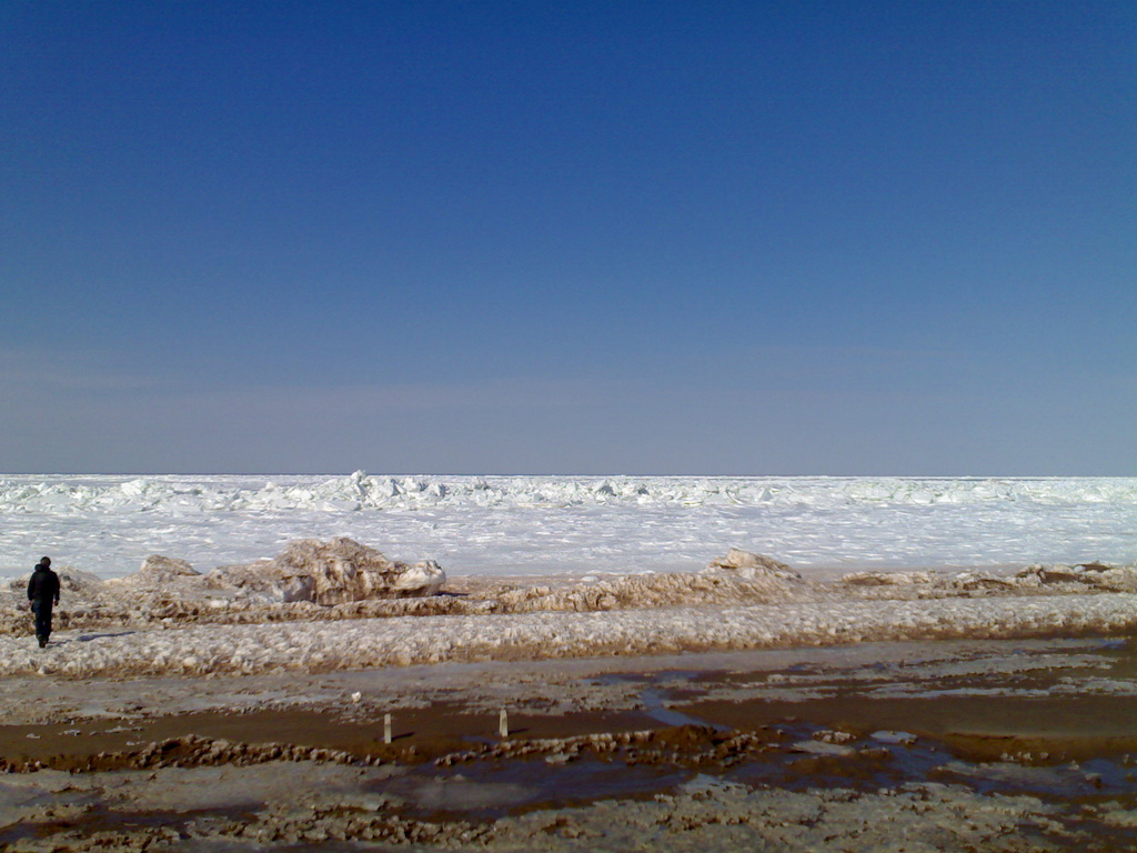 Ice off the North Shore