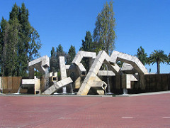 Vaillancourt Fountain