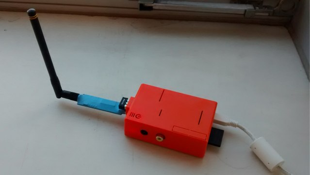 Raspberry Pi connected to an AMRUSB-1