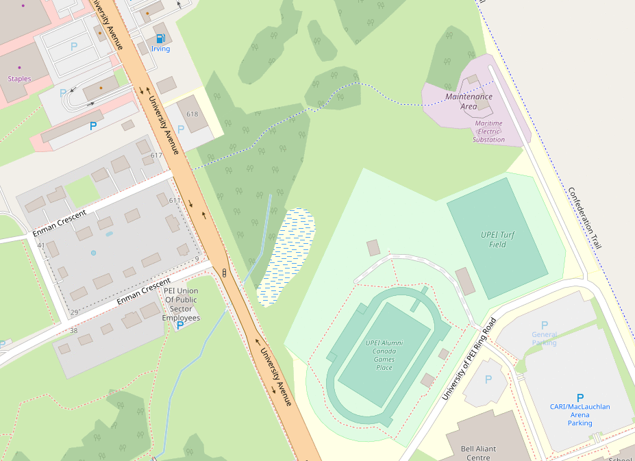 Animated GIF illustrating the changes to OpenStreetMap, before and after, that I made with the addition of the UPEI access road.